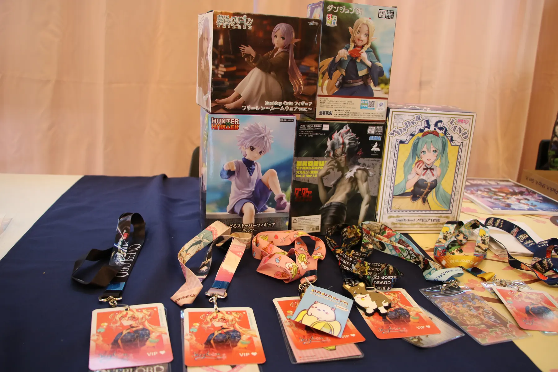SlugCon 2026 attendee showing a raffle prize